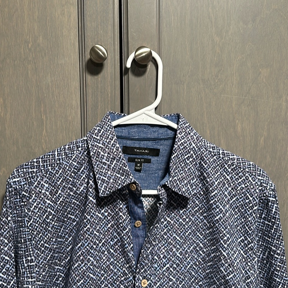 Tahari, Slim Fit, Medium, Long Sleeve Button Down